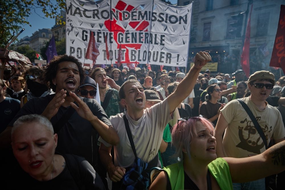 People yelling and protesting