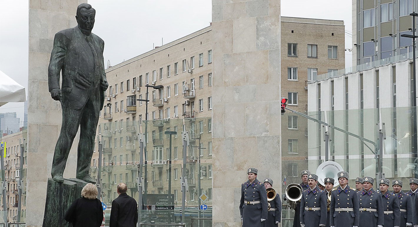 От личного к общественному - Carnegie Endowment for International Peace